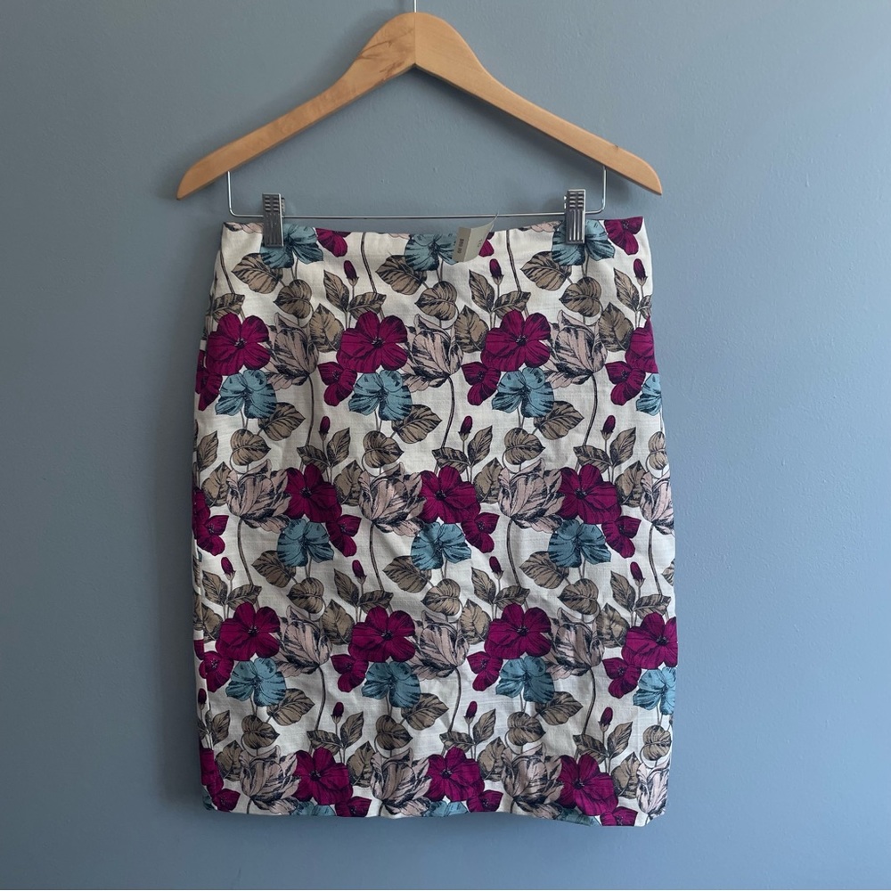 ANN TAYLOR floral pencil skirt